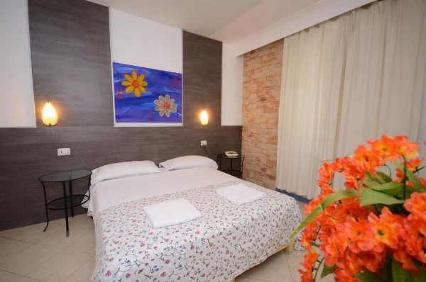 Hotel Clinton image 23