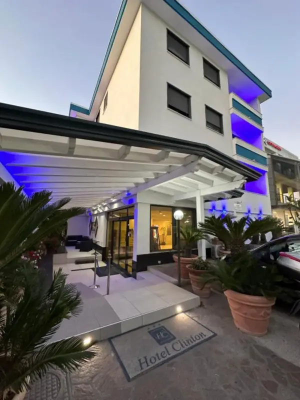 Hotel Clinton 6